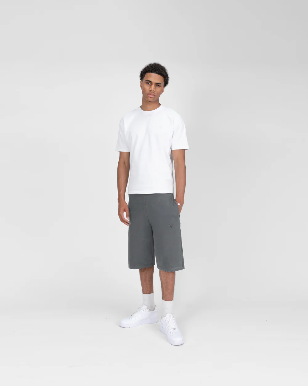 SHORTS – ANTHRAZIT