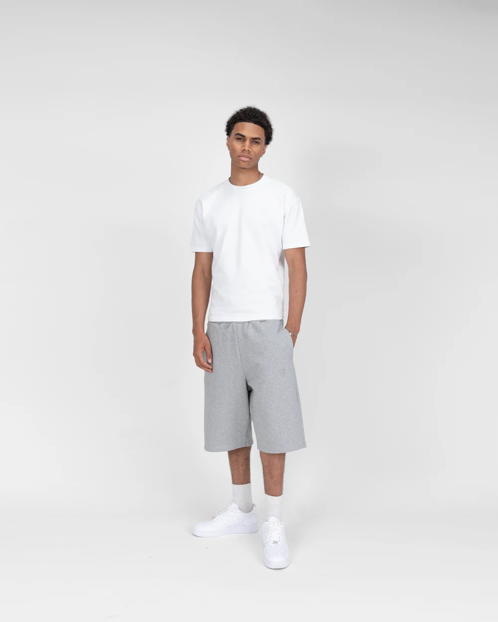REGULAR T-SHIRT – WHITE