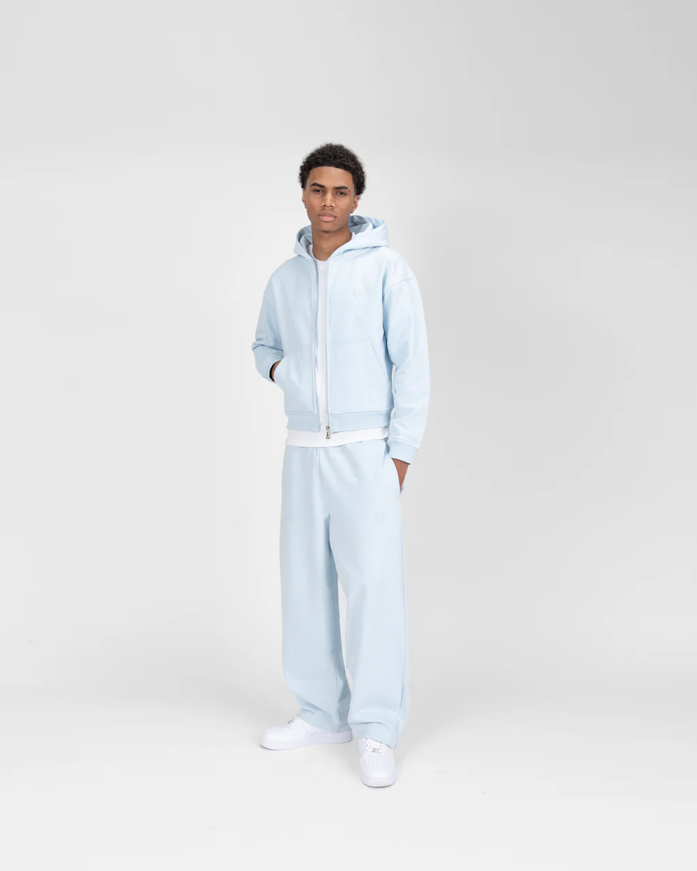 SU ZIP JOGGER – ICE BLUE